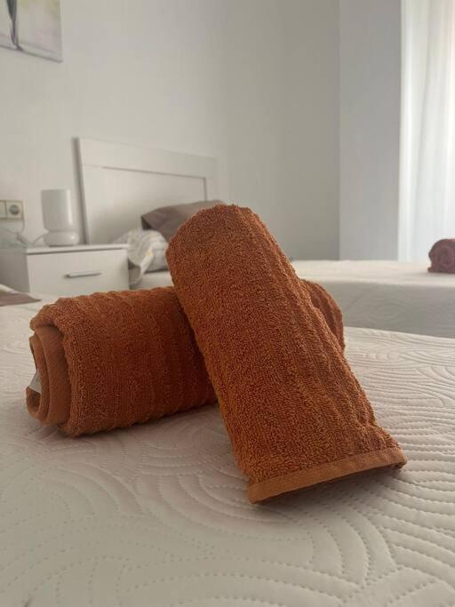 Apartamento Medina Azahara กอร์โดบา ภายนอก รูปภาพ