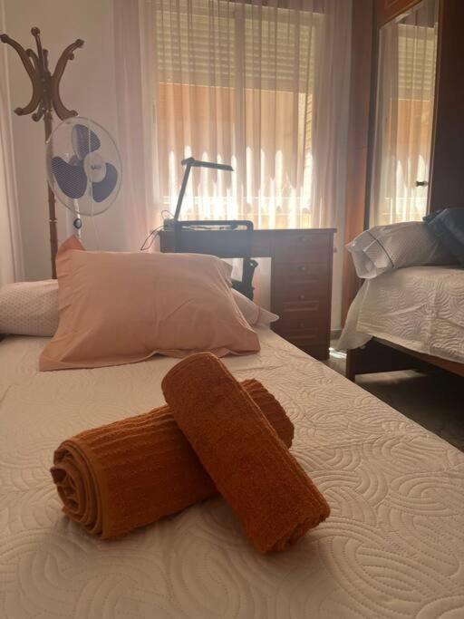 Apartamento Medina Azahara กอร์โดบา ภายนอก รูปภาพ
